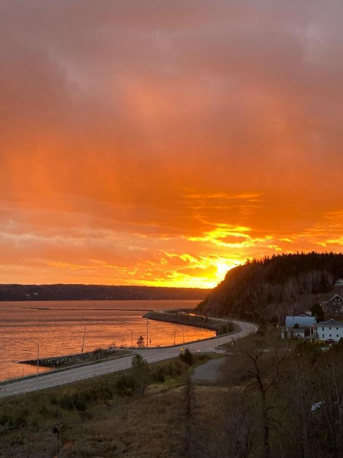 Suite 2 Fleche Du Fjord Vue Saguenay Mont Valin Saint-Fulgence Eksteriør billede